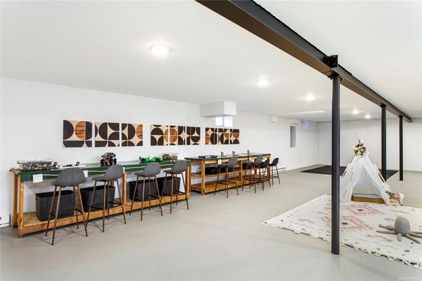 Dining room, Interior, Recessed Lighting