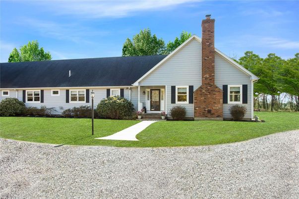Backyard, Exterior, Facade, Ranch
