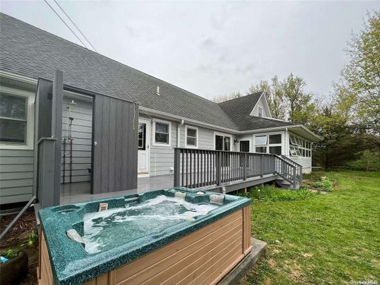 Backyard, Exterior, Hot Tub