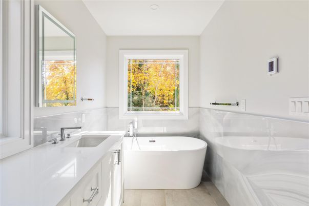 Bathroom, Dual Sink Vanities, Free Standing Baths, Interior, Recessed Lighting