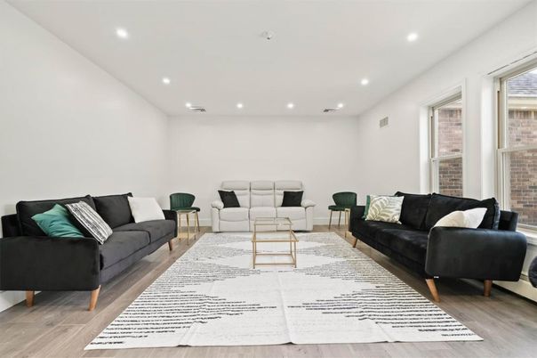 Interior, Living room, Recessed Lighting, Wood Texture Flooring