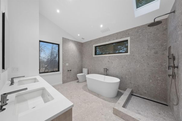 Bathroom, Dual Sink Vanities, Free Standing Baths, Interior, Recessed Lighting