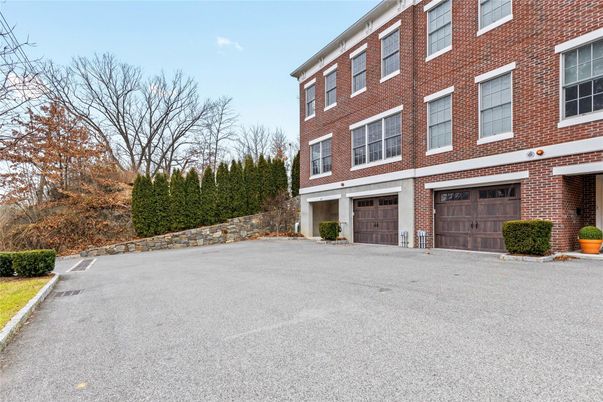 Attached, Exterior, Facade, Brick Facade, Rowhouse