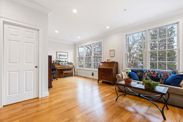 Interior, Living room, Piano, Recessed Lighting, Wood Texture Flooring