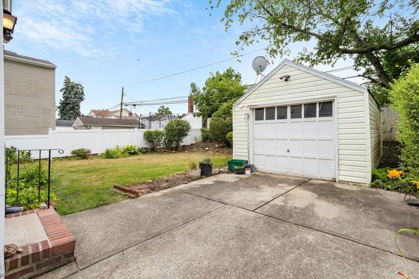 Backyard, Detached Garage, Exterior