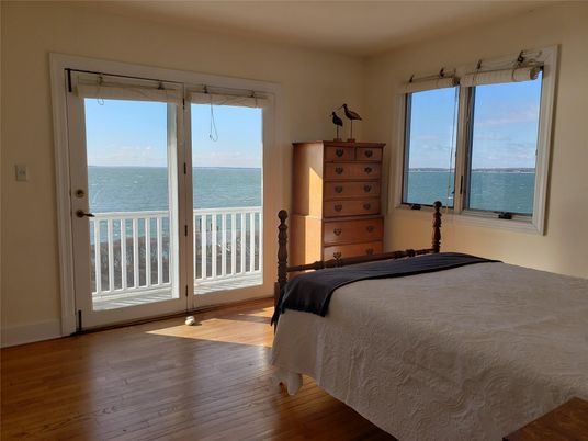 Bedroom, Interior, Water, Wood Texture Flooring