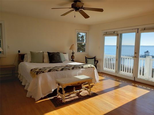 Bedroom, Interior, Water, Wood Texture Flooring