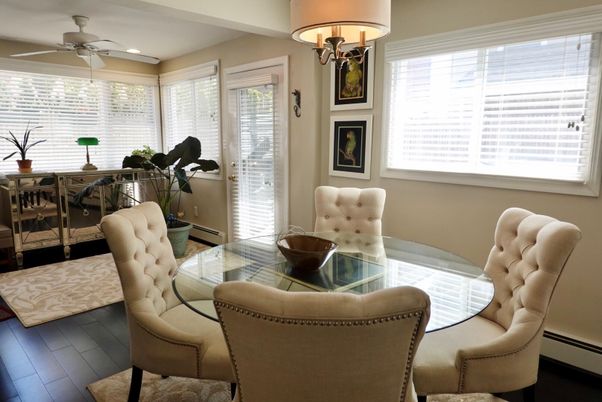 Chandelier, Dining room, Interior, Recessed Lighting, Wood Texture Flooring