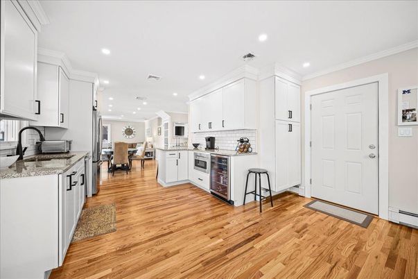 Dining room, Interior, Kitchen, Recessed Lighting, Wood Texture Flooring