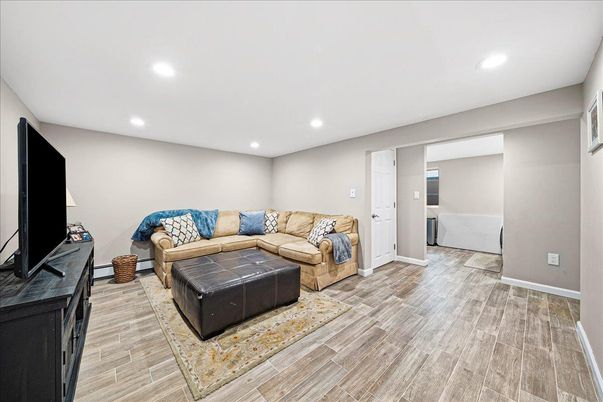 Interior, Living room, Recessed Lighting, Wood Texture Flooring