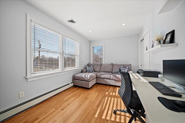 Home Office, Interior, Recessed Lighting, Wood Texture Flooring