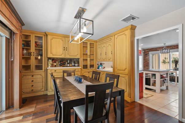 Dining room, Interior, Kitchen, Pendant Lights, Stone Walls, Wood Texture Flooring