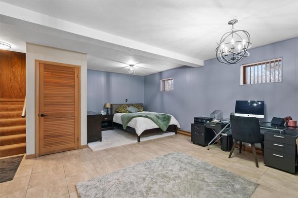 Bedroom, Chandelier, Home Office, Interior