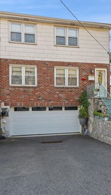Attached, Exterior, Facade, Brick Facade, Rowhouse
