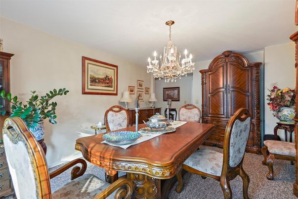 Chandelier, Dining room, Interior