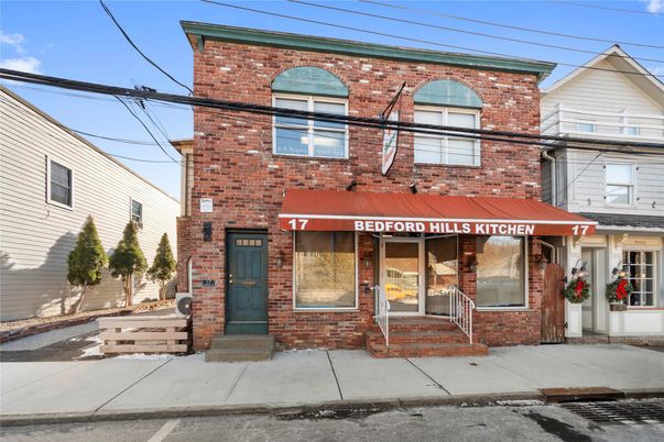Exterior, Facade, Brick Facade, Rowhouse