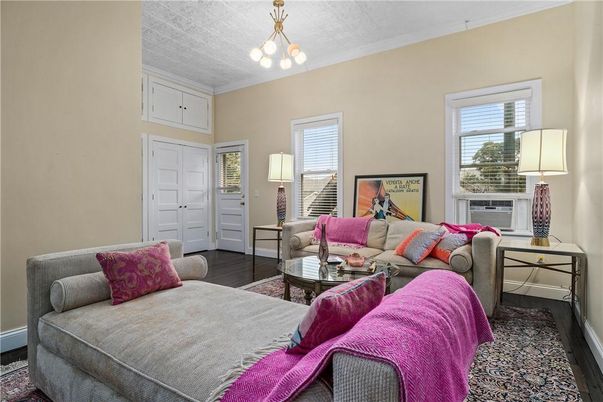 Bedroom, Interior, Living room, Pendant Lights, Wood Texture Flooring
