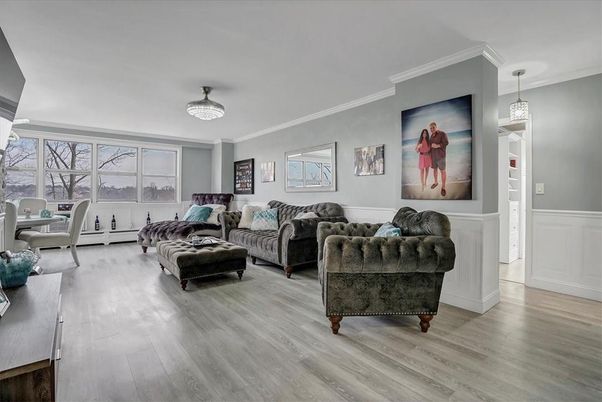 Interior, Living room, Pendant Lights, Wood Texture Flooring