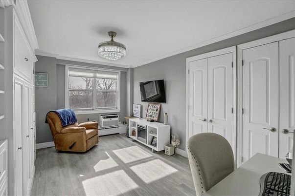 Chandelier, Interior, Wood Texture Flooring