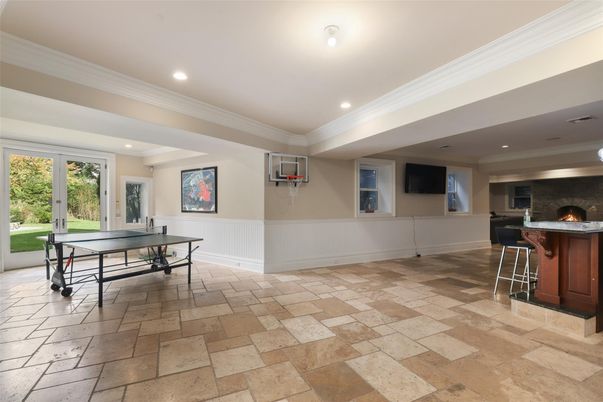 Fireplace, Game Room, Interior, Recessed Lighting