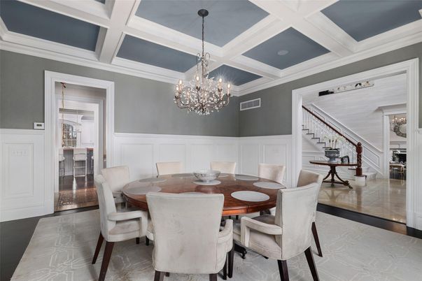 Chandelier, Dining room, Interior