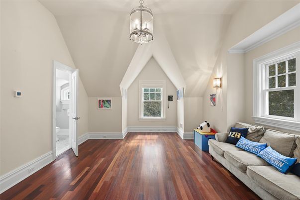 Interior, Living room, Pendant Lights, Wood Texture Flooring