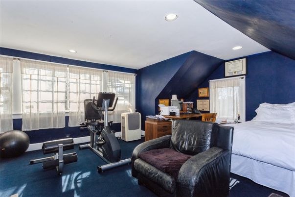 Bedroom, Fitness Equipment, Interior, Recessed Lighting