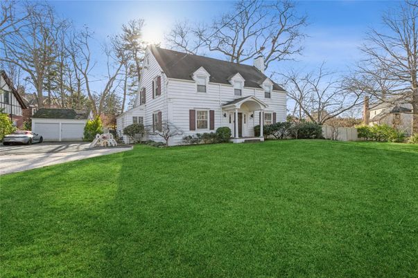 Attached, Backyard, Exterior, Facade, Georgian