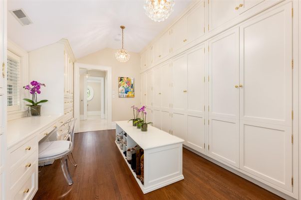 Chandelier, Interior, Wood Texture Flooring