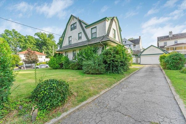 Backyard, Detached Garage, Exterior