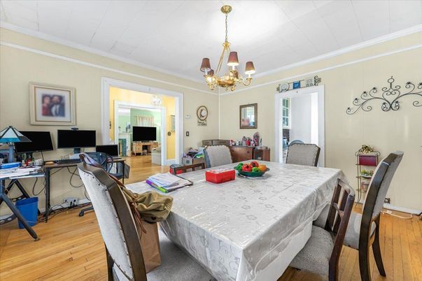Chandelier, Dining room, Interior, Living room, Wood Texture Flooring