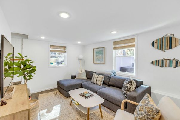 Interior, Living room, Recessed Lighting, Wood Texture Flooring