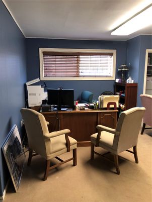 Home Office, Interior