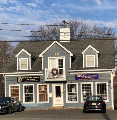 Exterior, Facade, Cape Cod