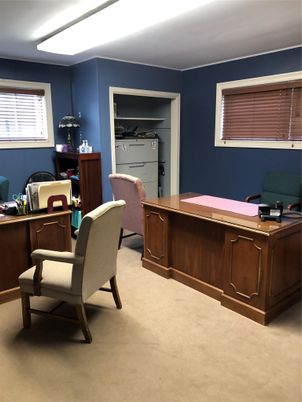 Home Office, Interior
