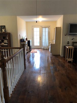 Interior, Pendant Lights, Wood Texture Flooring