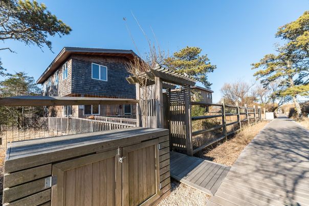 Exterior, Hot Tub