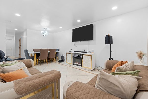 Dining room, Fireplace, Interior, Living room, Recessed Lighting