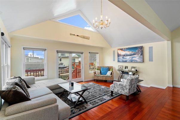 Chandelier, Interior, Living room, Wood Texture Flooring