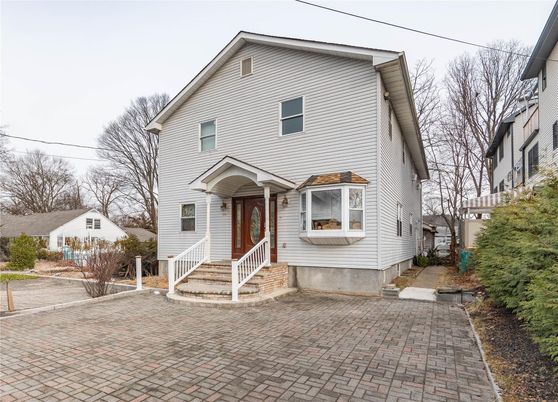 Exterior, Facade, None