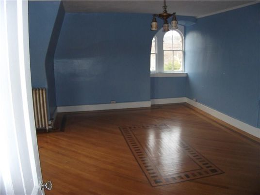 Empty room, Interior, Pendant Lights, Wood Texture Flooring