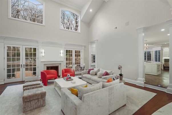 Fireplace, Interior, Living room, Pendant Lights, Recessed Lighting, Wood Texture Flooring