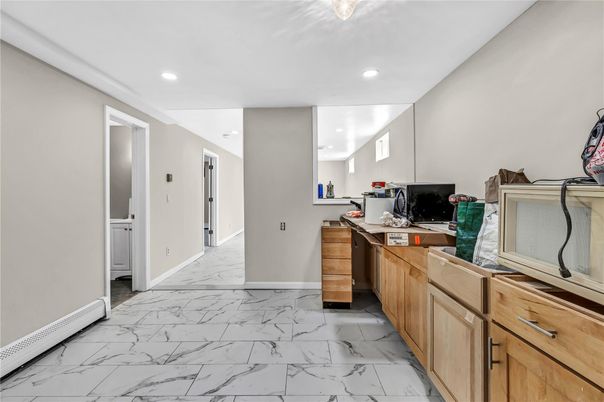 Interior, Kitchen, Marble, Recessed Lighting