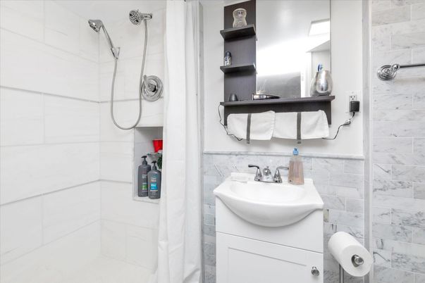 Bathroom, Interior, Marble Walls