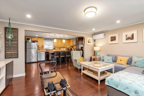 Interior, Kitchen, Living room, Pendant Lights, Recessed Lighting, Stainless Steel Appliances, Wood Texture Flooring