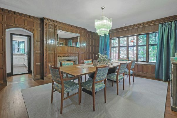 Chandelier, Dining room, Fireplace, Interior, Wood Texture Flooring, Wooden Walls