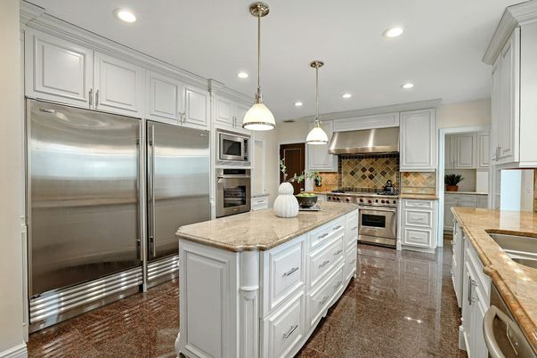Interior, Kitchen, Pendant Lights, Recessed Lighting, Stainless Steel Appliances