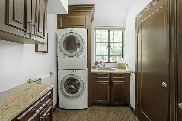 Interior, Utility Closets, Washer