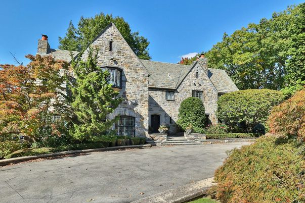 Exterior, Facade, Tudor Revival