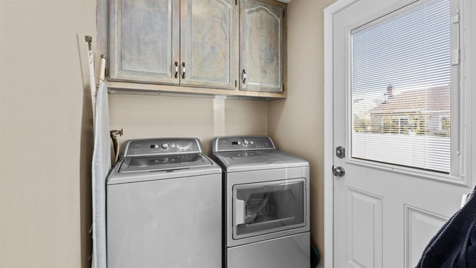 Interior, Utility Closets, Washer